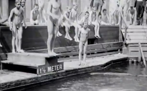 Schwimmunterricht in Schweden.